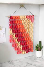 image for Turn paper chains into a wall hanging 